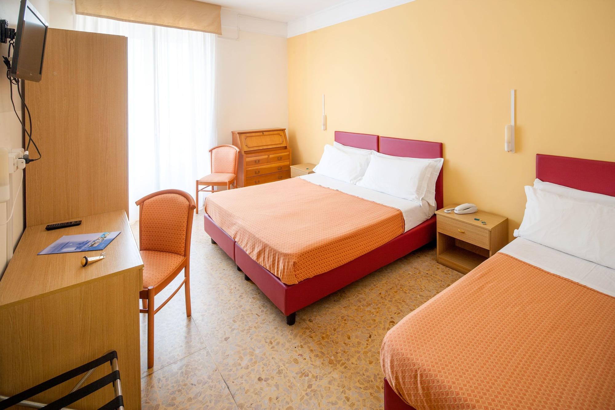 Hotel Curtis Centrale Alassio Dış mekan fotoğraf