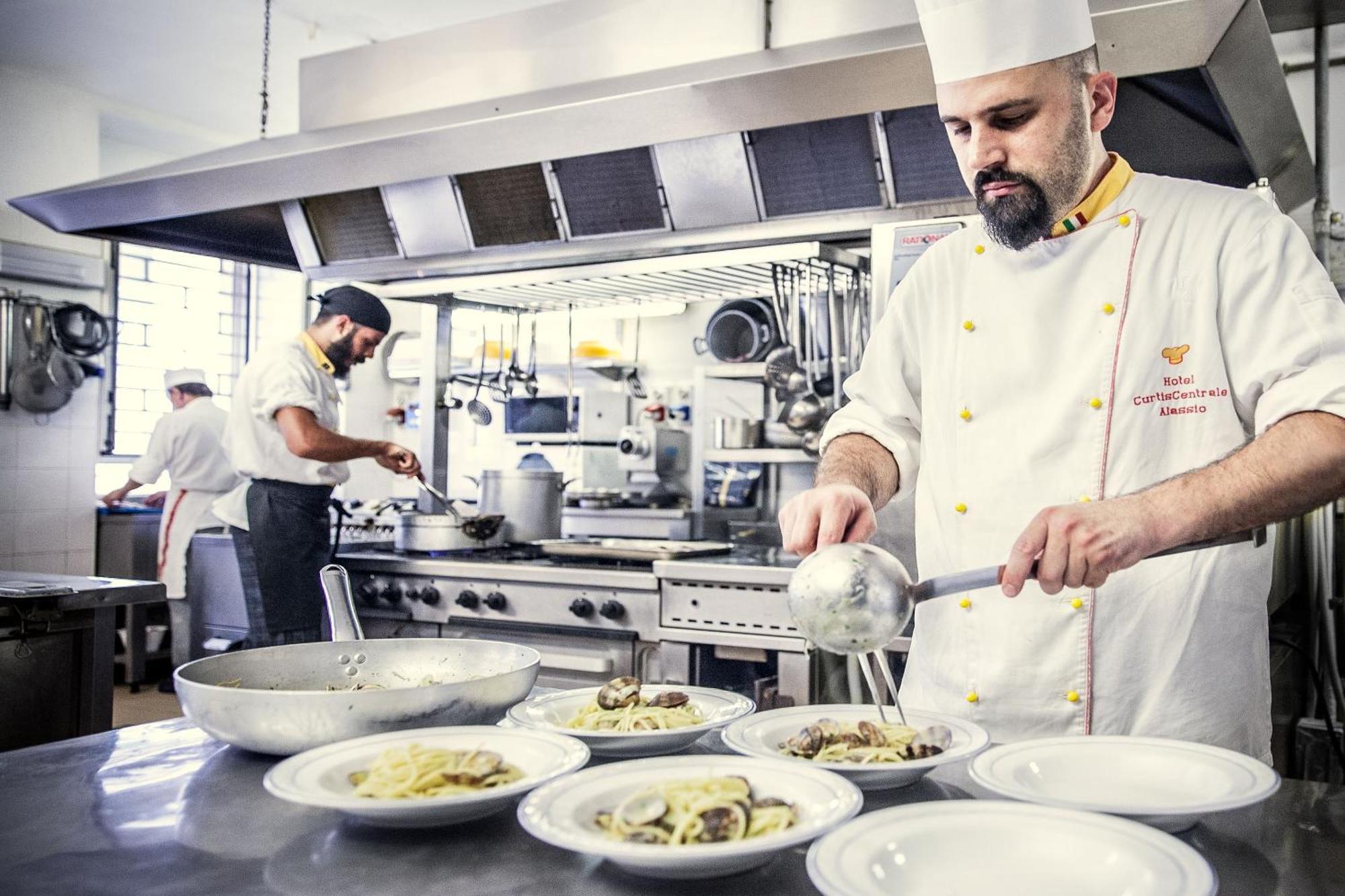 Hotel Curtis Centrale Alassio Dış mekan fotoğraf
