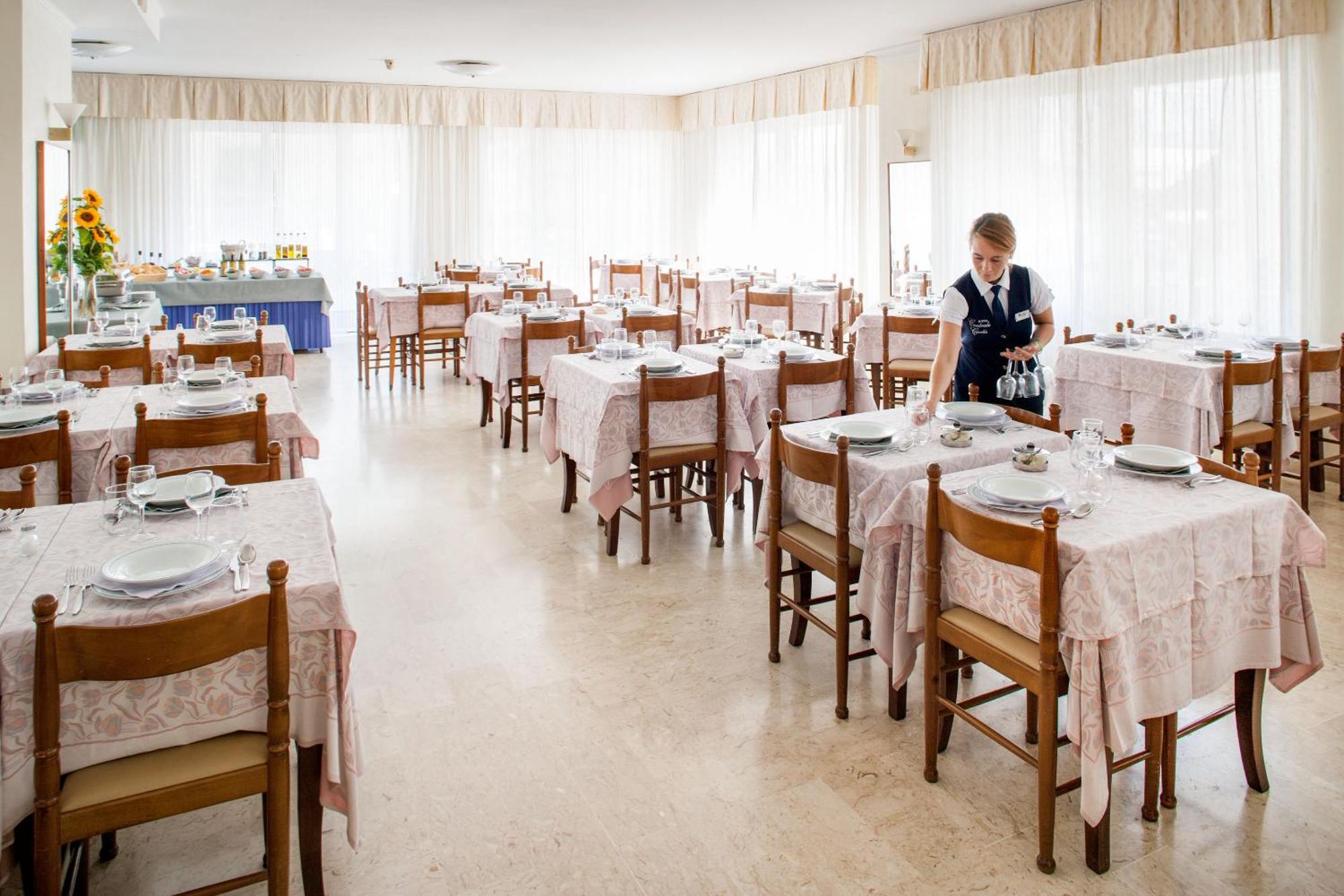 Hotel Curtis Centrale Alassio Dış mekan fotoğraf