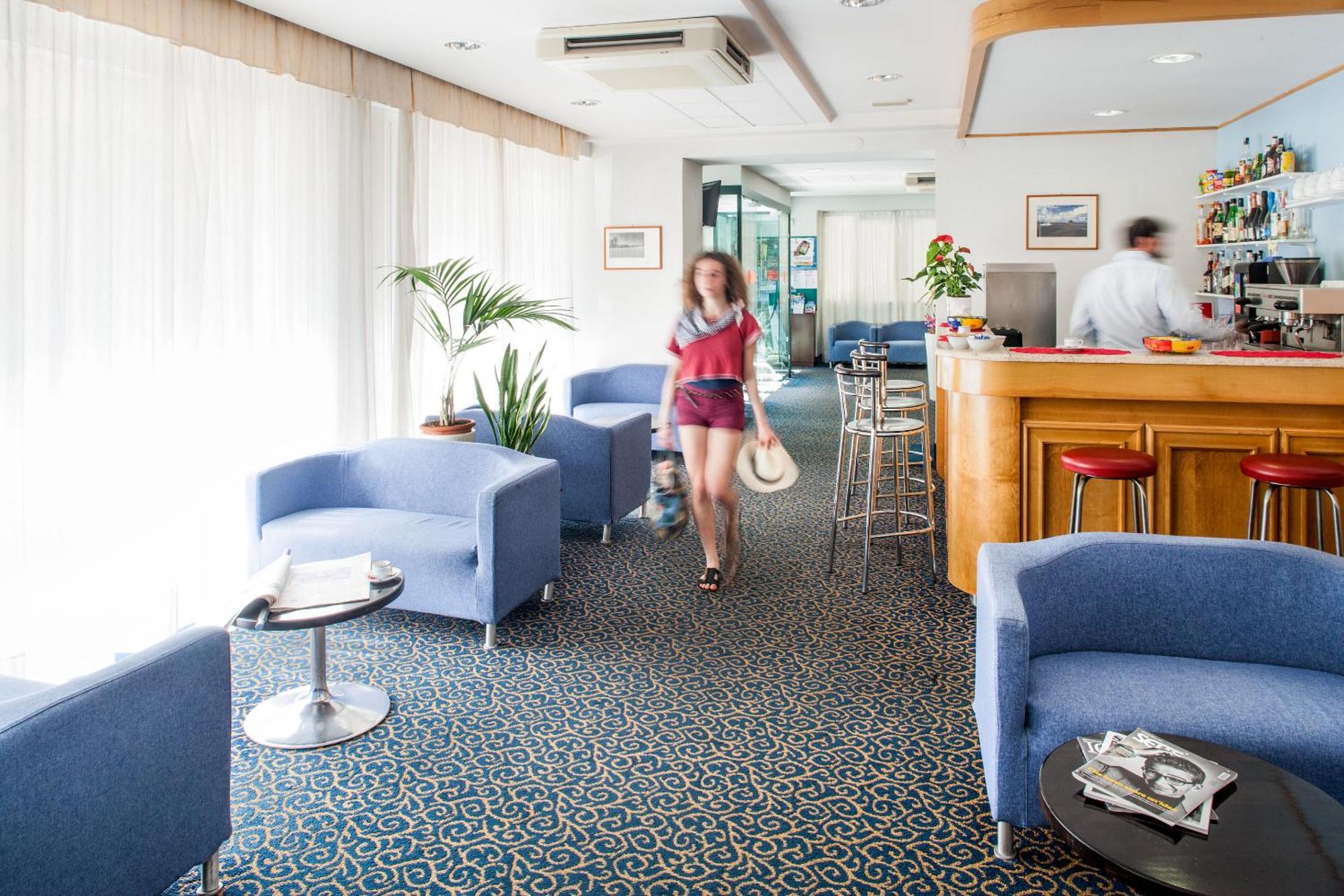 Hotel Curtis Centrale Alassio Dış mekan fotoğraf